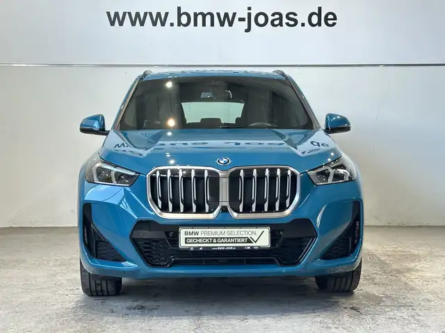 BMW X1 view 2