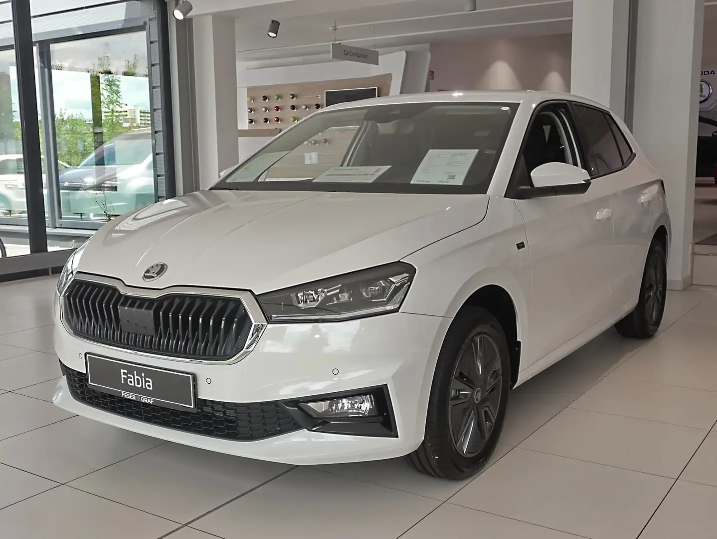 Skoda Fabia 1.0 TSI Tour Kessy RüKa Smart Link Sitzh. Weiß - 1