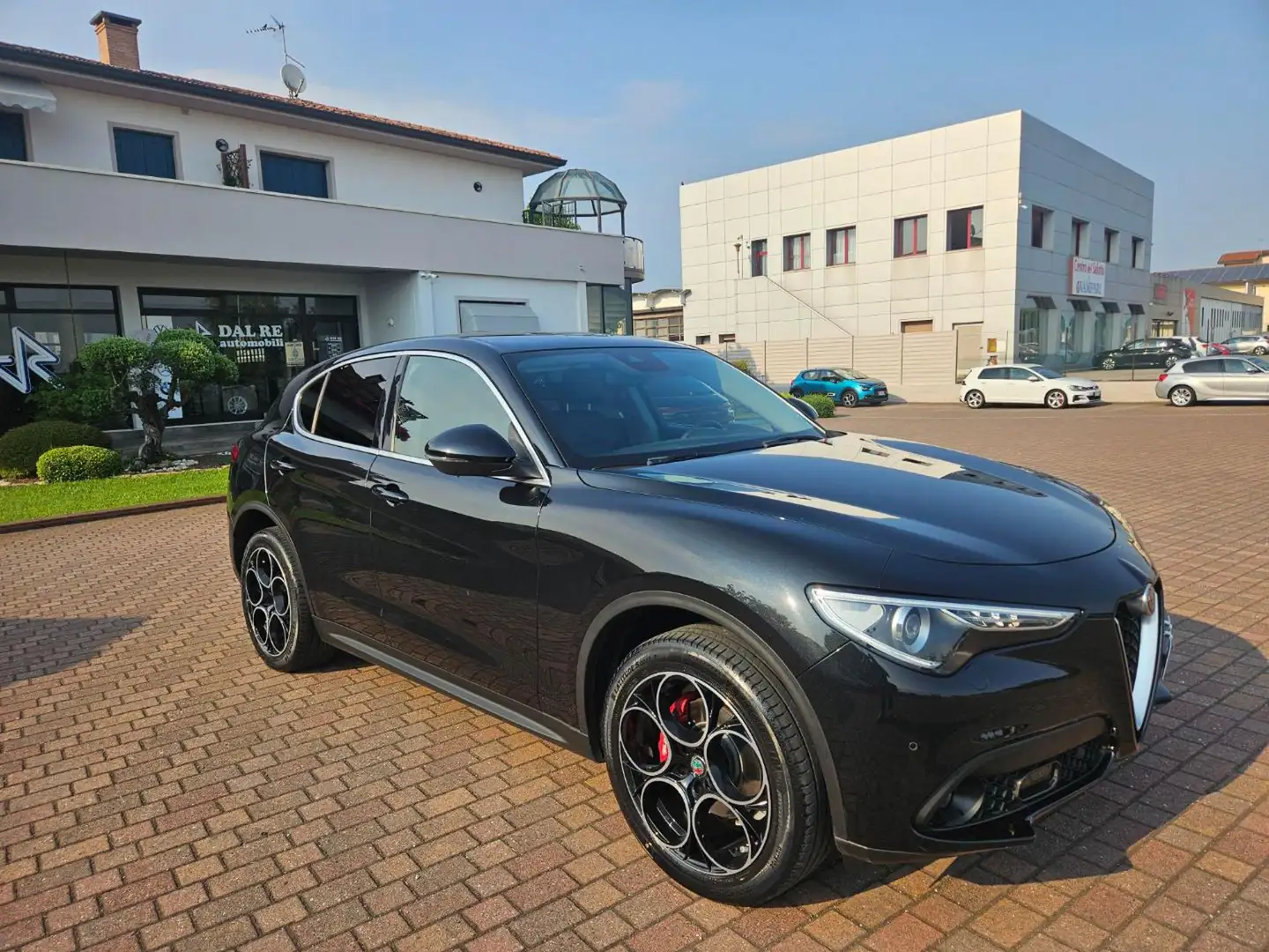 Alfa Romeo Stelvio 2.2 Turbodiesel 210 CV AT8 Q4 Schwarz - 2