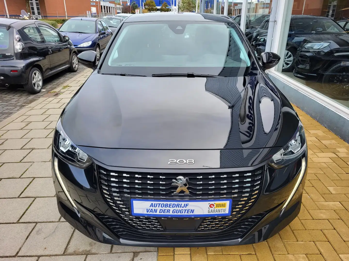 Peugeot 208 1.2 PureTech 100 Allure Zwart - 2
