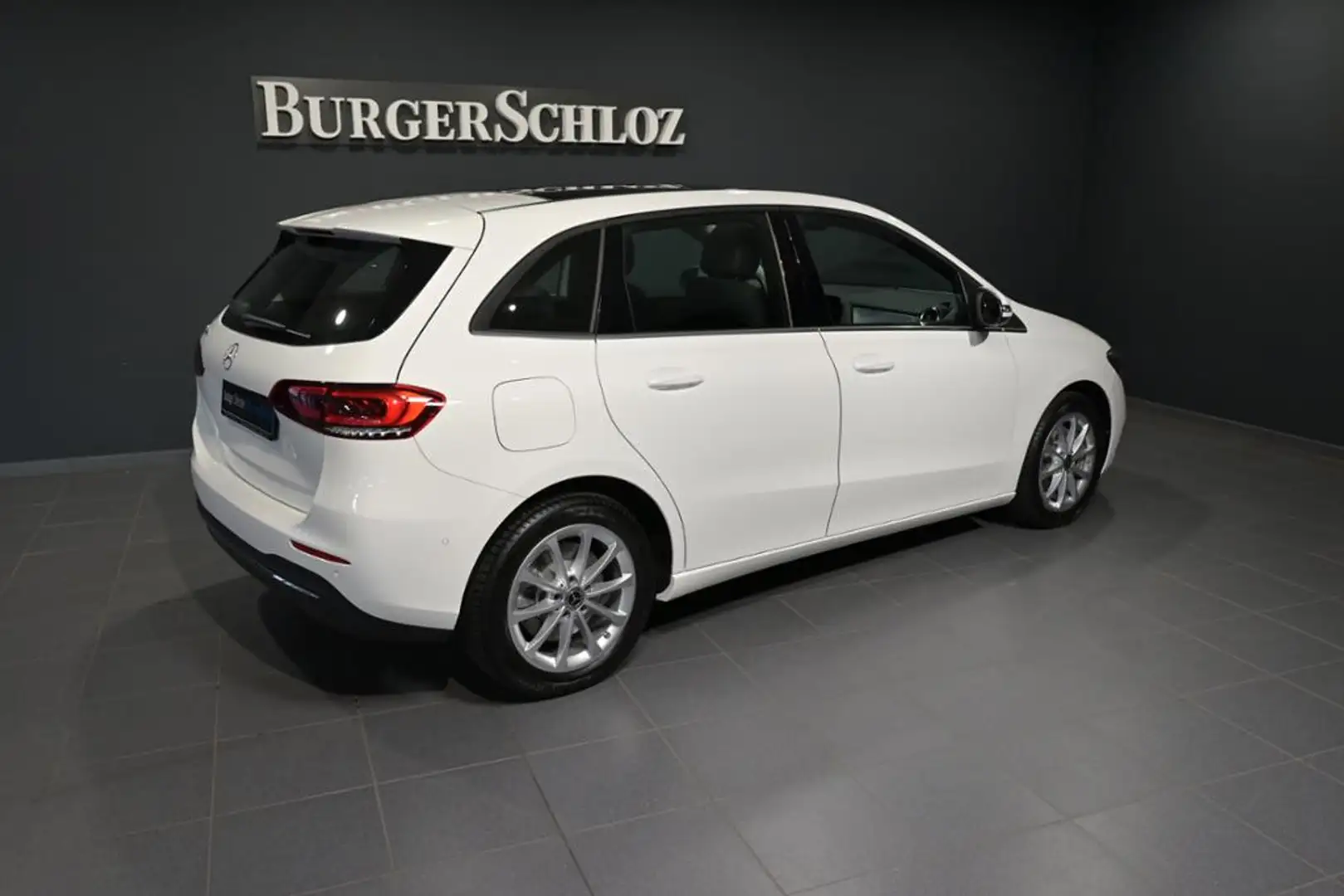 Mercedes-Benz B 250 e KAMERA/PANO/LED Fehér - 2