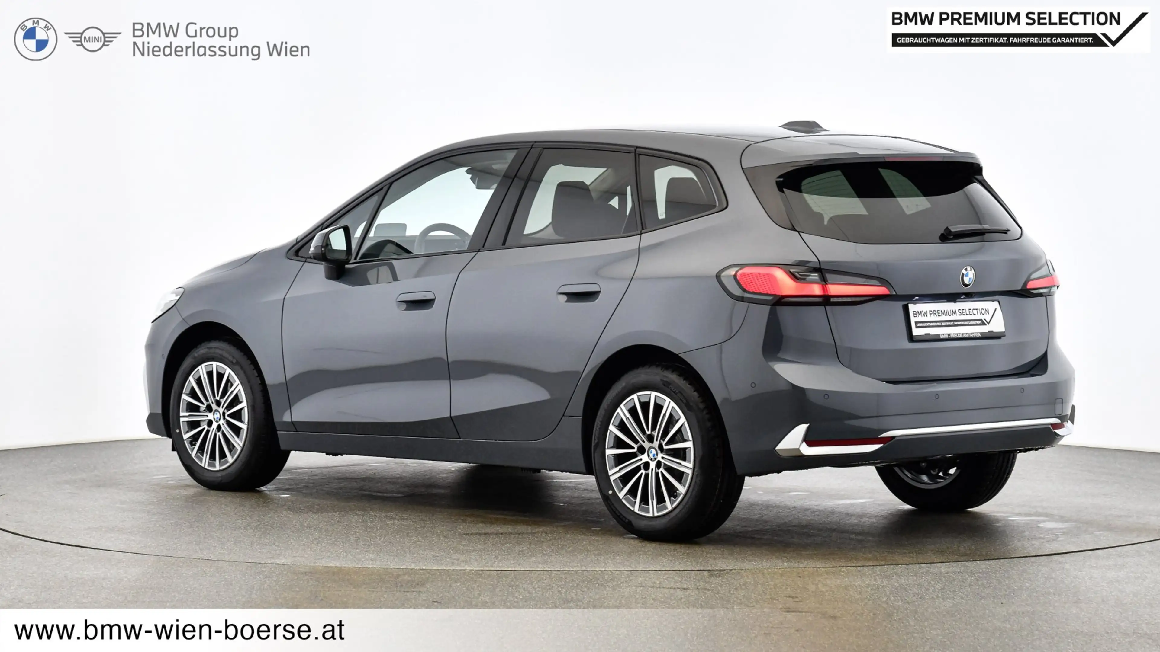 BMW 218 d — photo 2