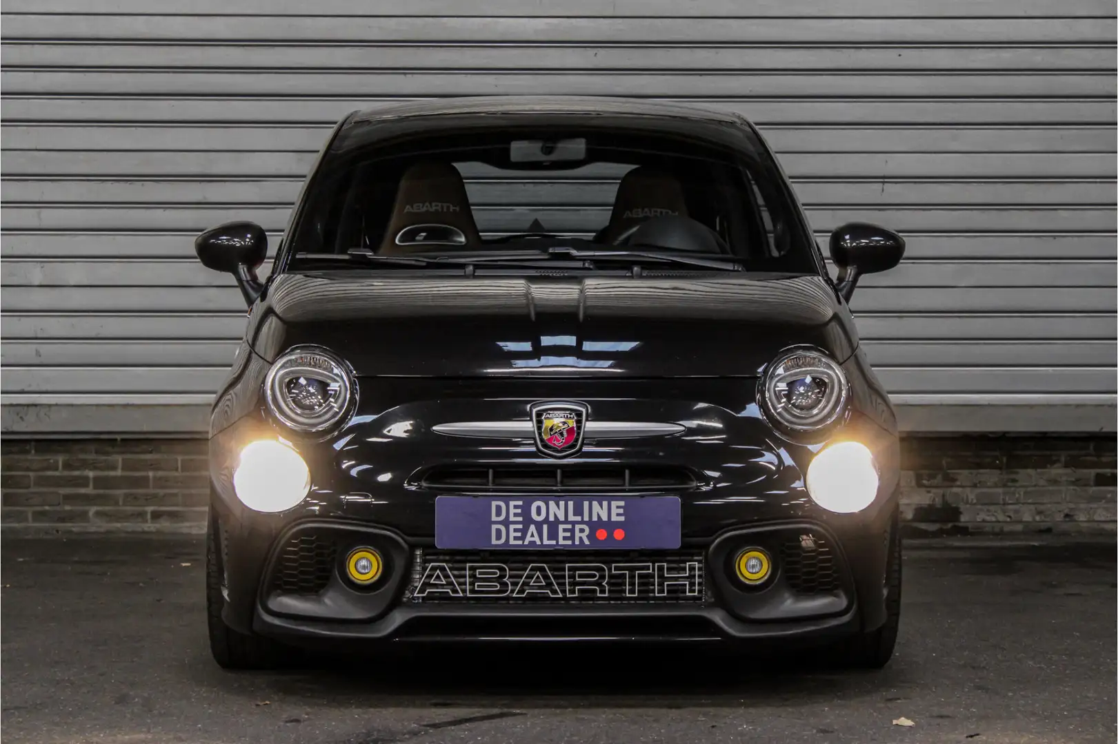 Fiat 500 Abarth 1.4 200PK Turismo |Beats|Carplay|Leder| Чёрный - 2