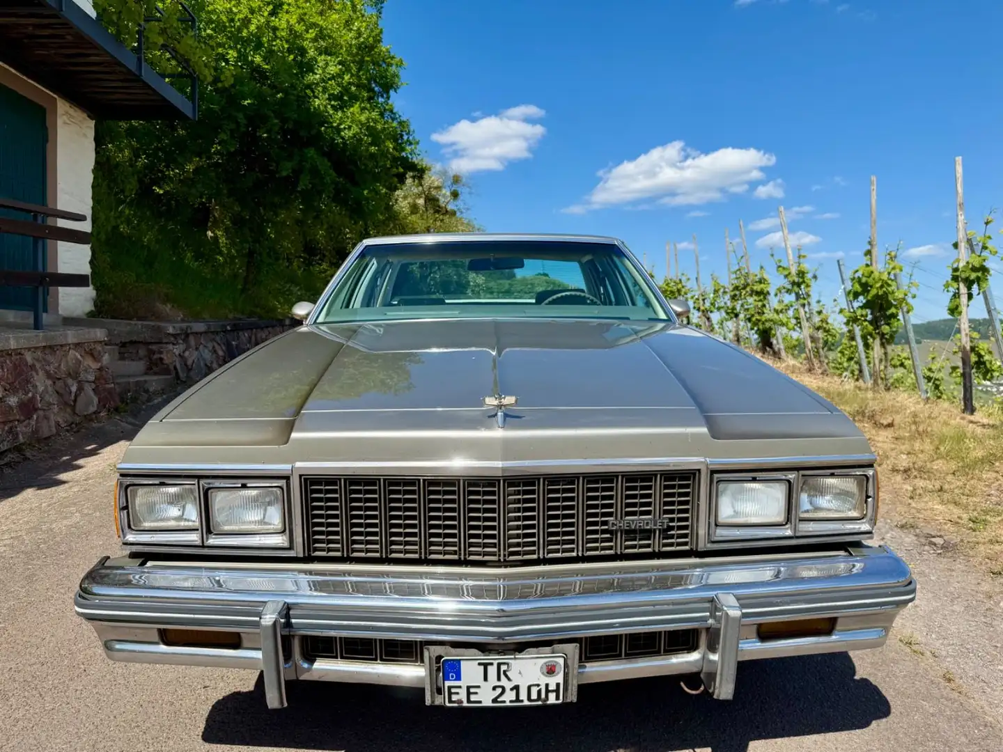 Chevrolet Caprice 5.6L/1-HAND/115.000KM/TÜV03.2026 Gold - 2