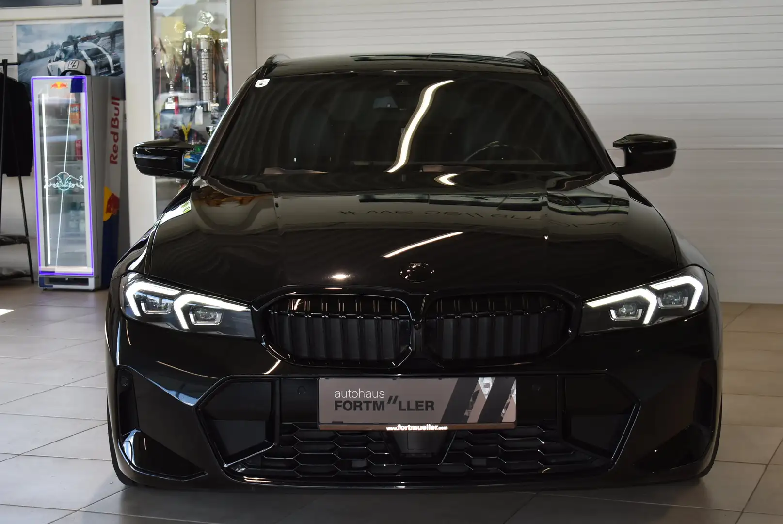 BMW 320 xd touring 48V Aut. //M Sport //Performance Schwarz - 2