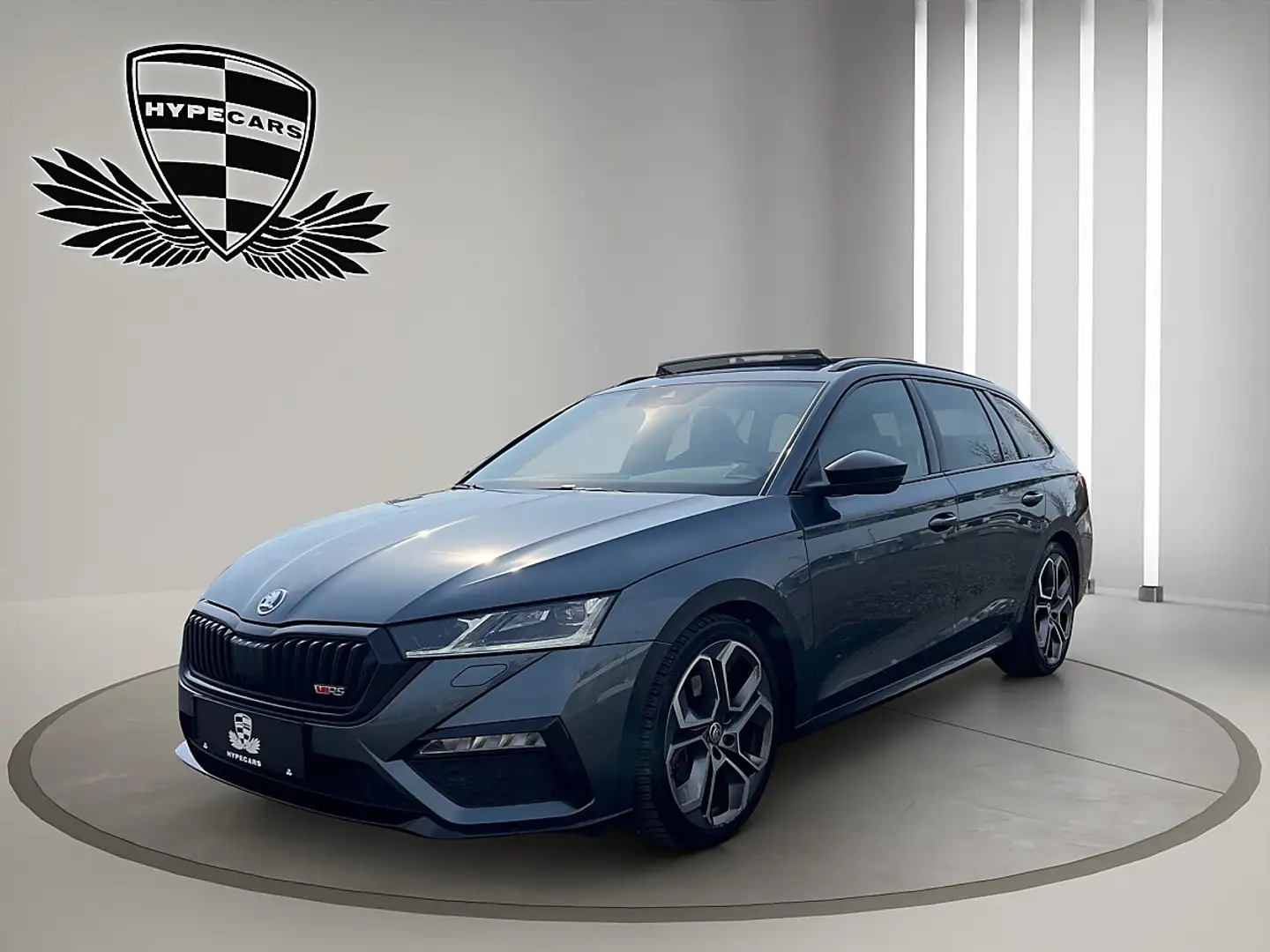 Skoda Octavia !!VERKAUFT!! Combi 2,0 TDI 4x4 RS DSG *ERSTBESI... Grau - 1