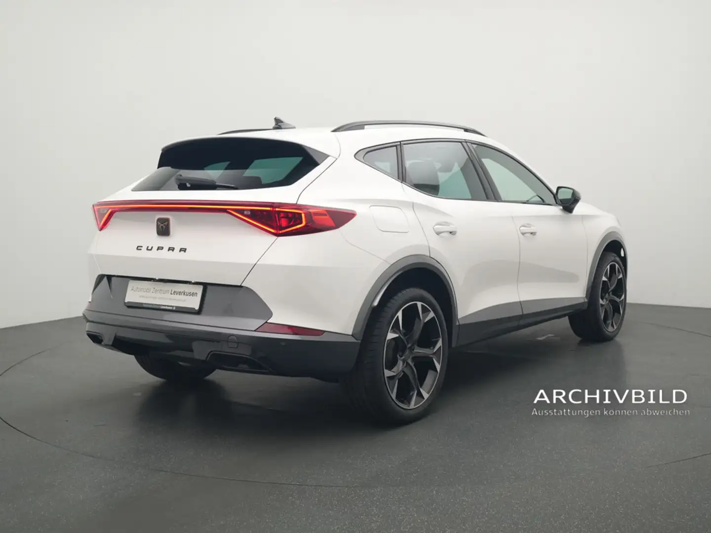 CUPRA Formentor DSG VIRT LED KAM SHZ PDC Weiß - 2