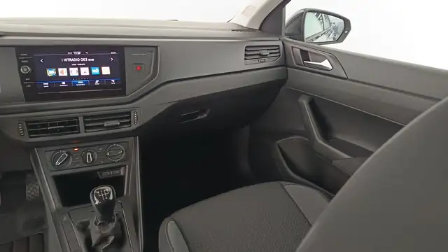 Volkswagen Polo view 13