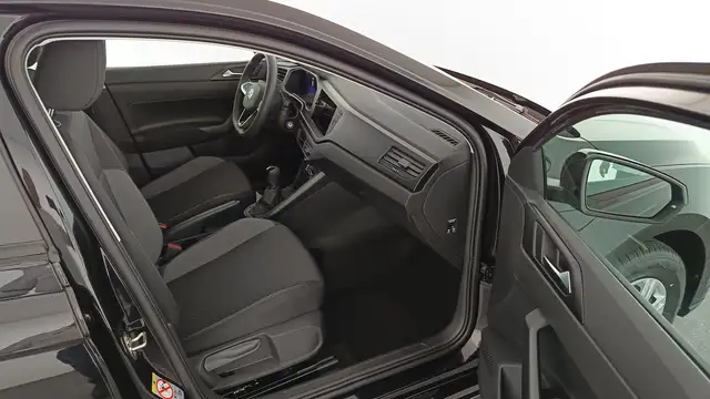 Volkswagen Polo view 10