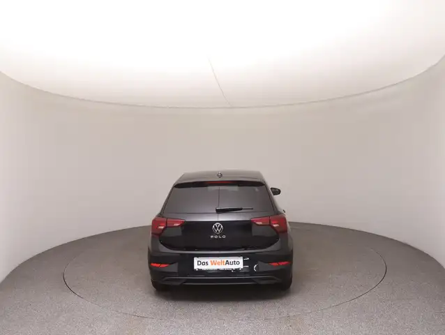 Volkswagen Polo view 6