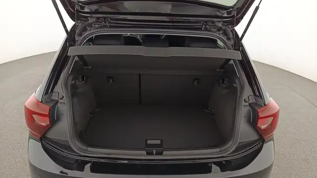 Volkswagen Polo view 7