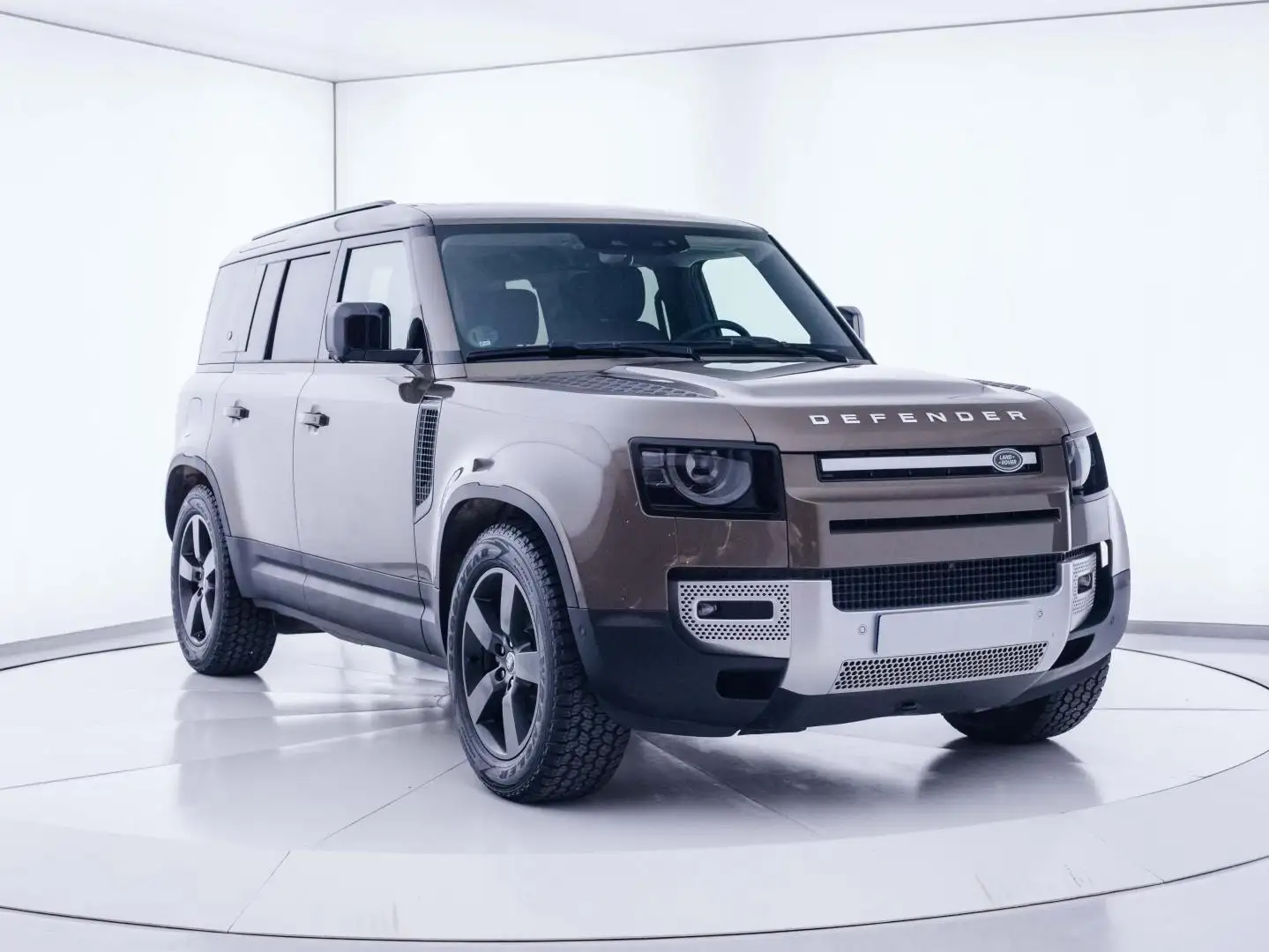 Land Rover Defender 110 3.0D l6 MHEV SE AWD Aut. 250 - 1
