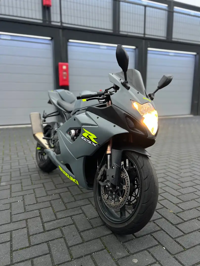 Suzuki GSX-R 1000 Grijs - 1