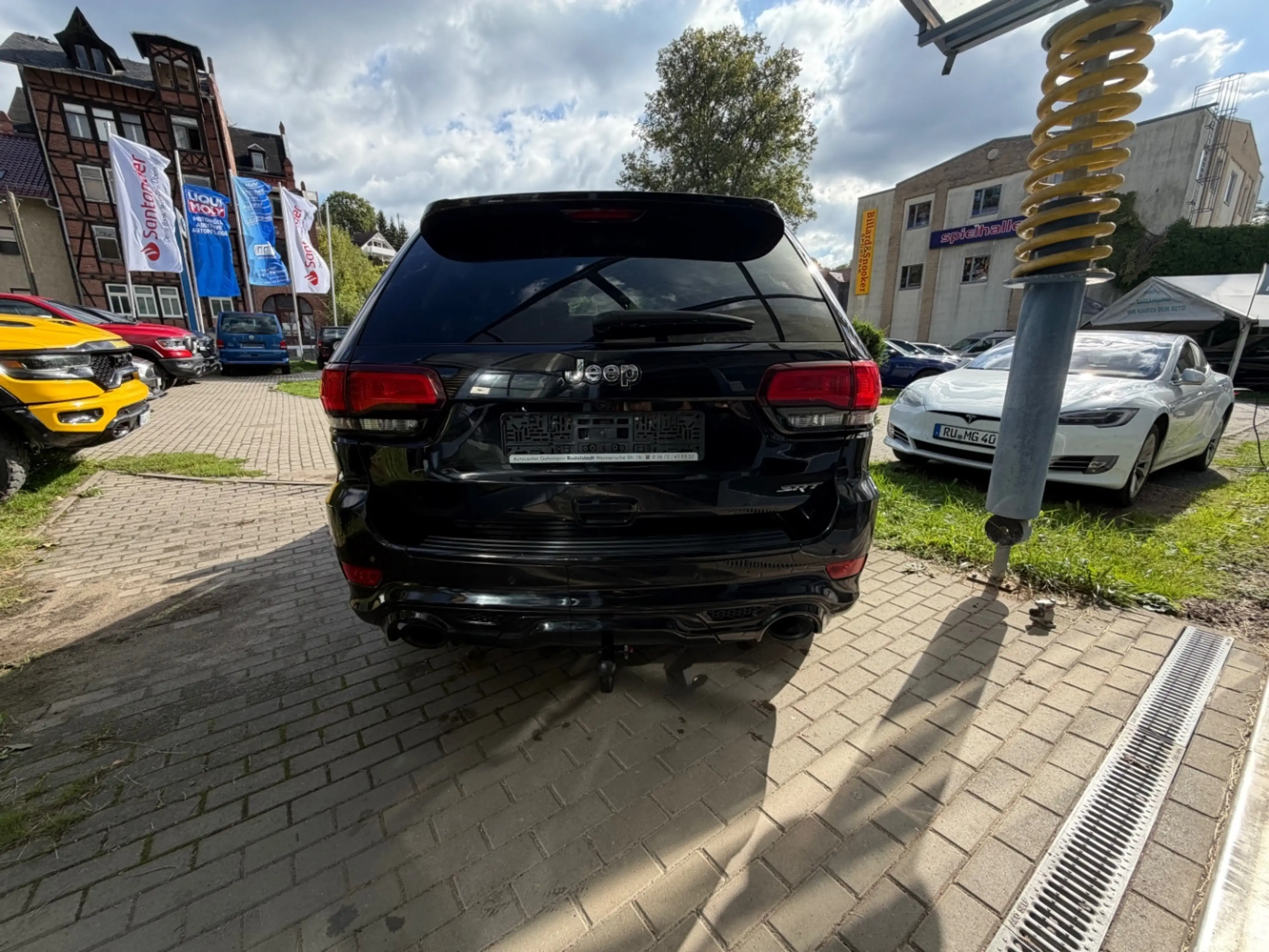 Jeep Grand Cherokee 6,4 SRT Leder"Navi"AHK"LED — photo 4