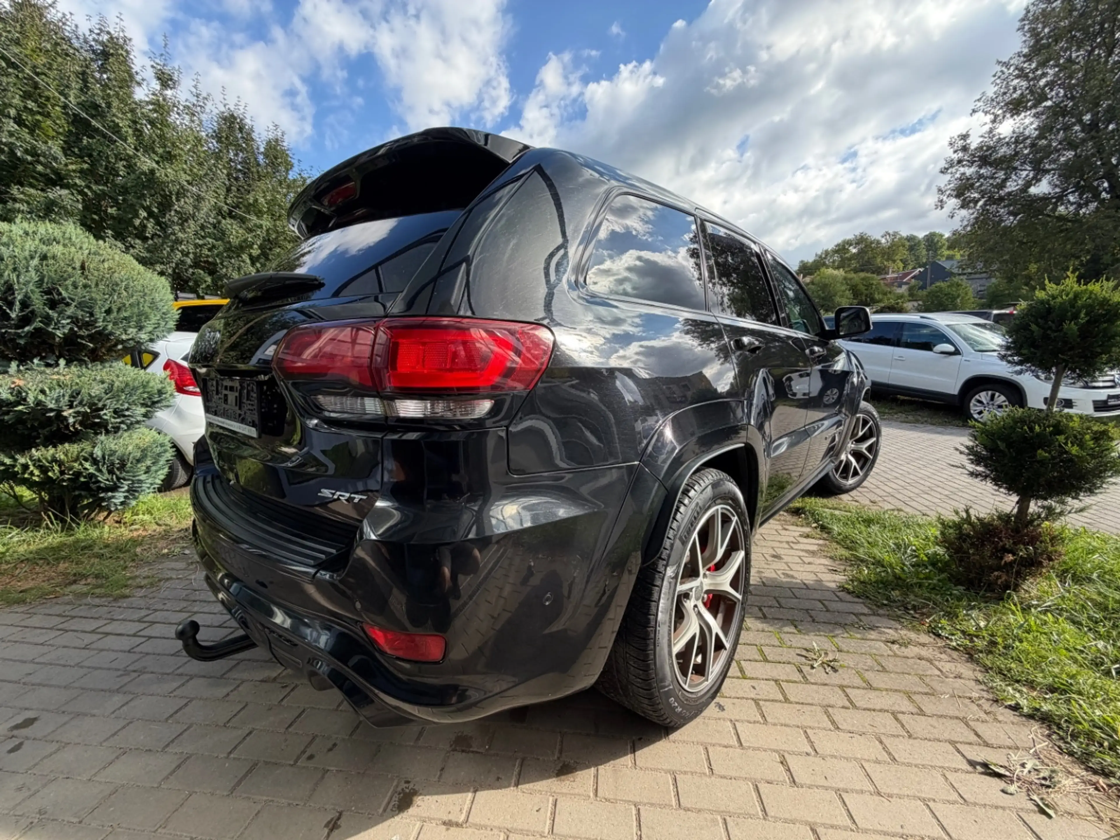 Jeep Grand Cherokee 6,4 SRT Leder"Navi"AHK"LED — photo 5