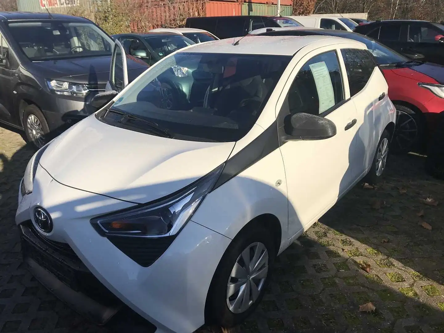 Toyota Aygo 5-Türer x Blanc - 2