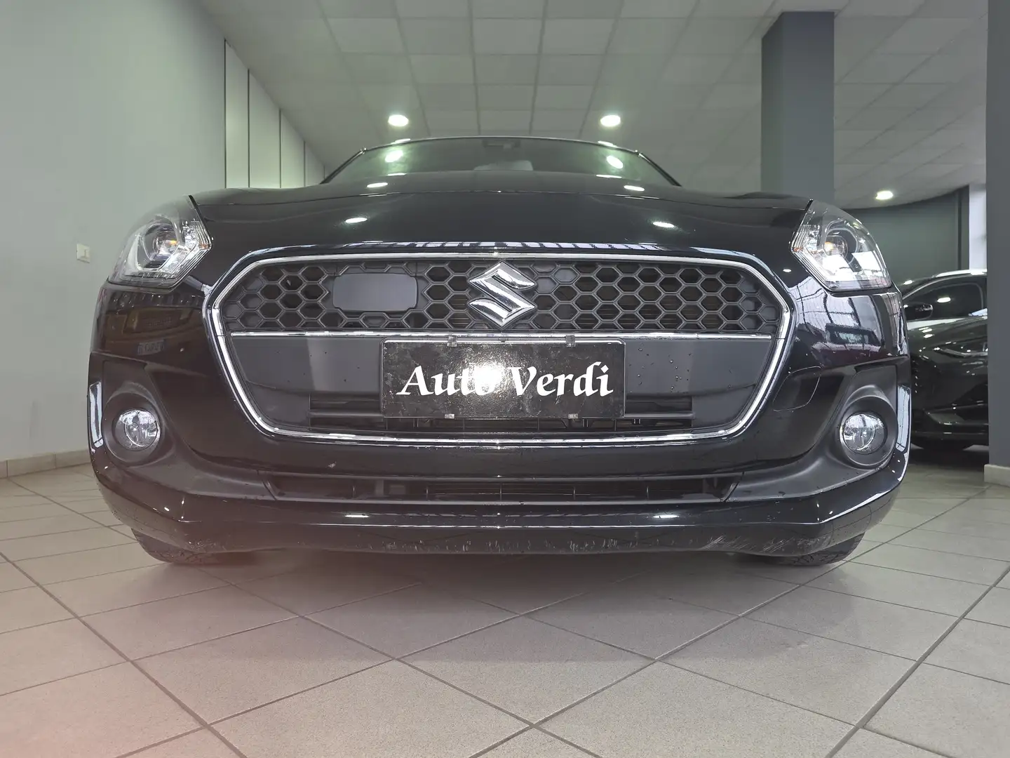 Suzuki Swift Swift VI 2017 1.2h Top 2wd my19 Nero - 1