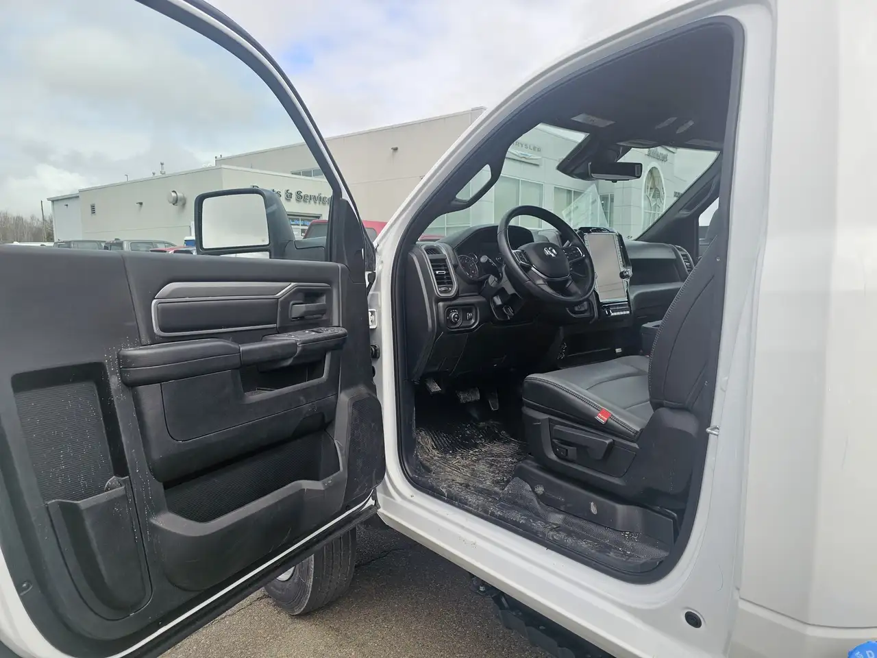 RAM 5500 снимка RAM 5500