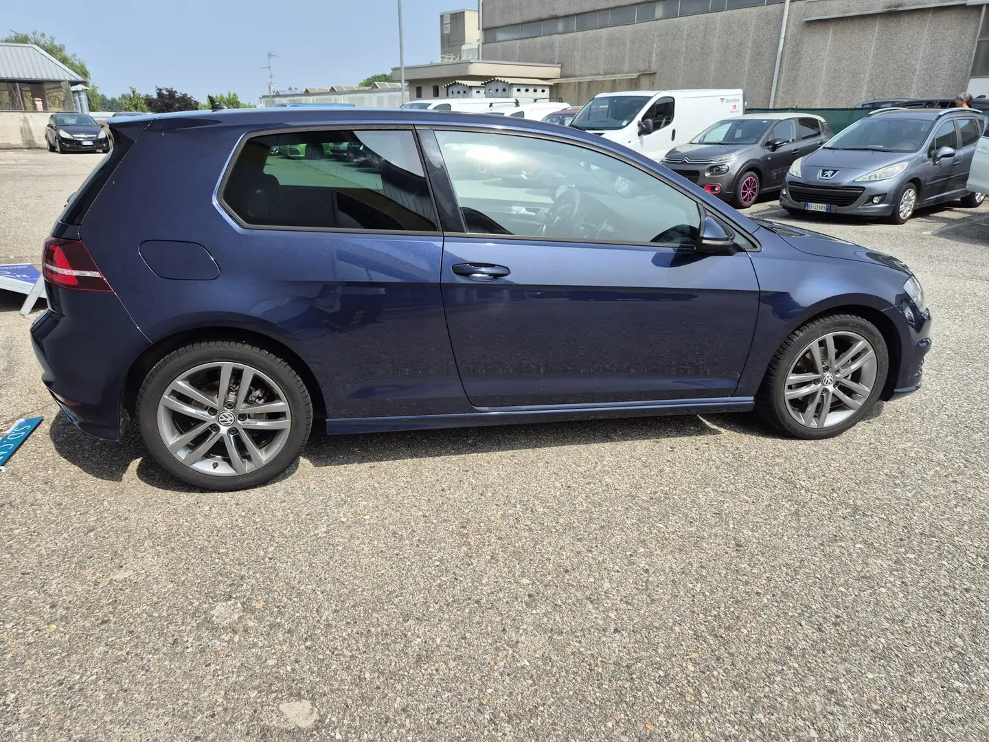 Volkswagen Golf Golf 3p 1.6 tdi DSG Sport edition RLine Blu/Azzurro - 2