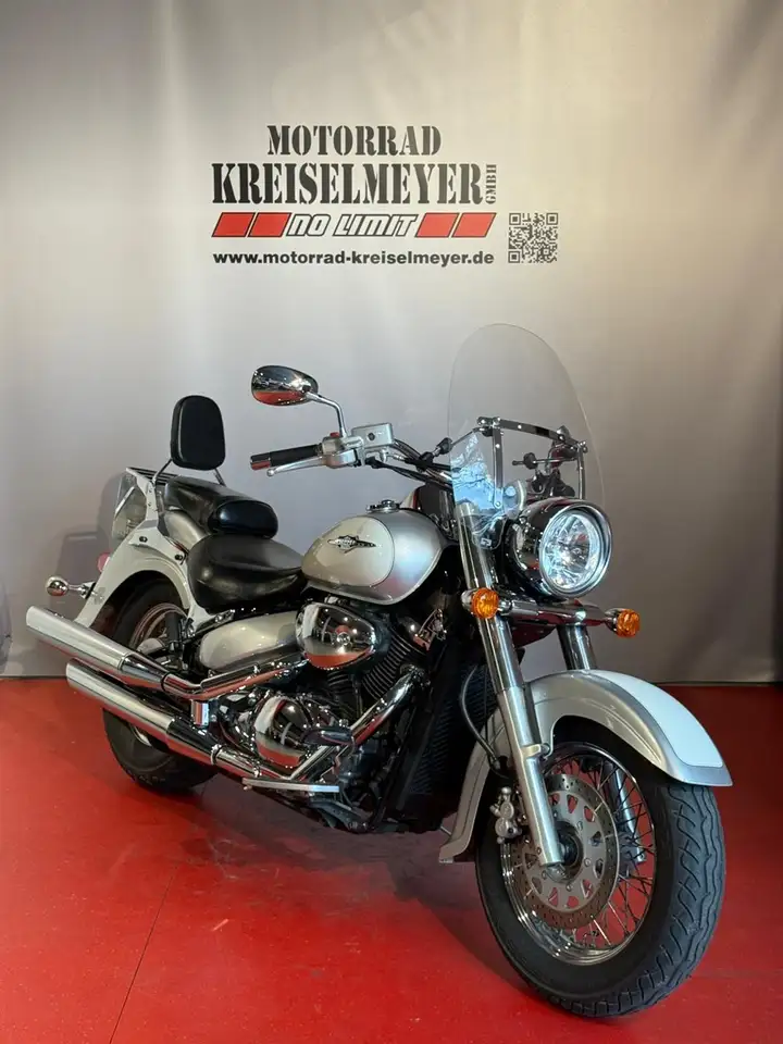 Suzuki VL 800