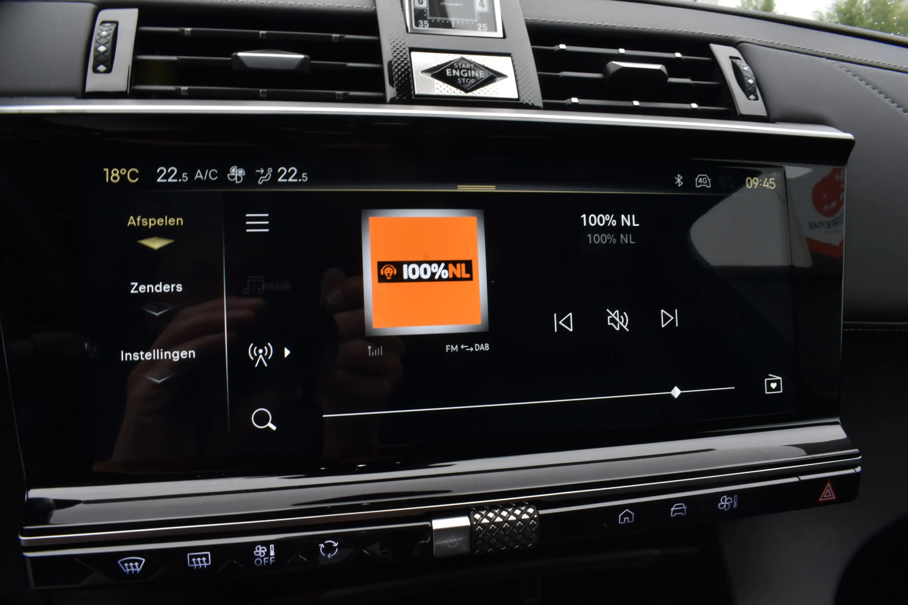 DS Automobiles DS 7 PHEV 300 4x4 Pallas Leder | Panoramadak | Pack Tec — photo 31
