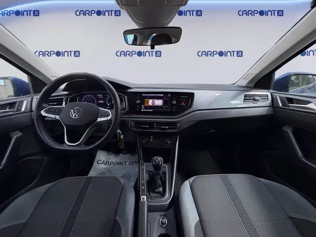 Volkswagen Polo view 11