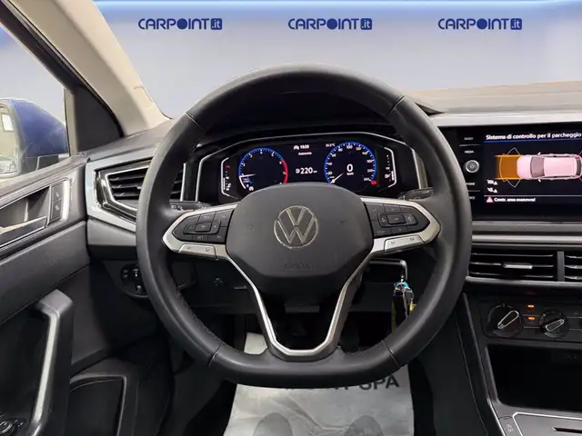 Volkswagen Polo view 13