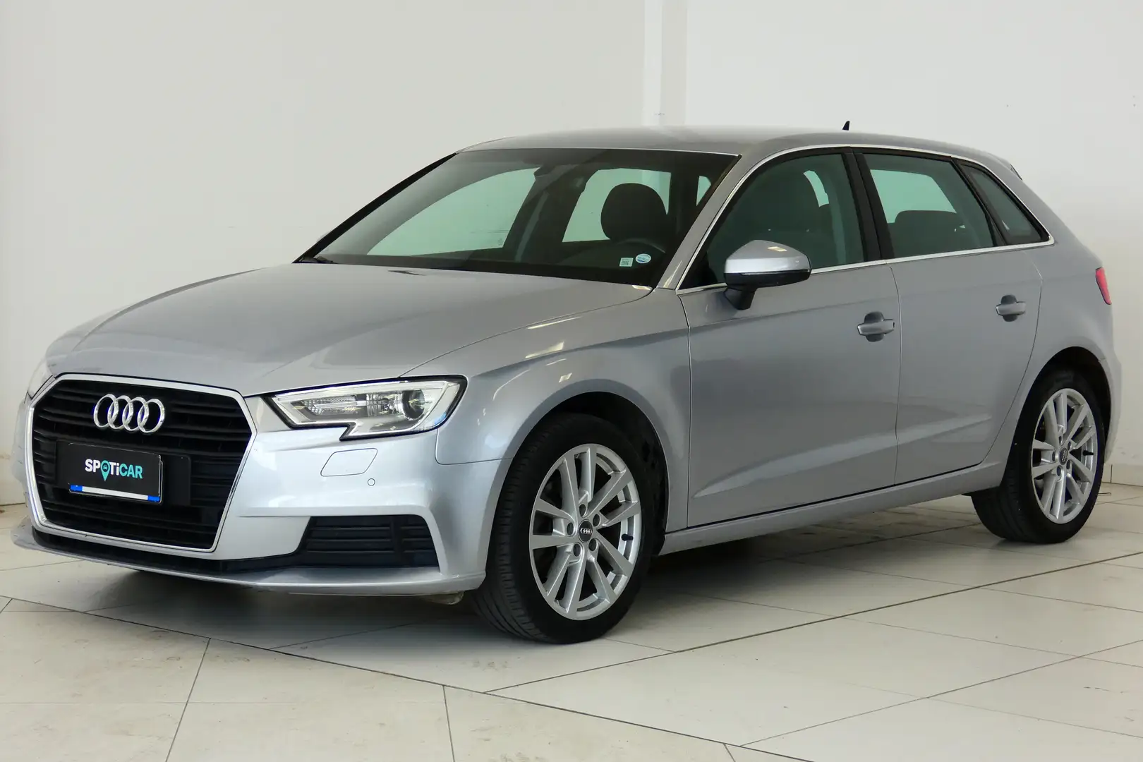 Audi A3 A3 Sportback30 1.6 tdi Business 116cv s-tronic Argento - 1