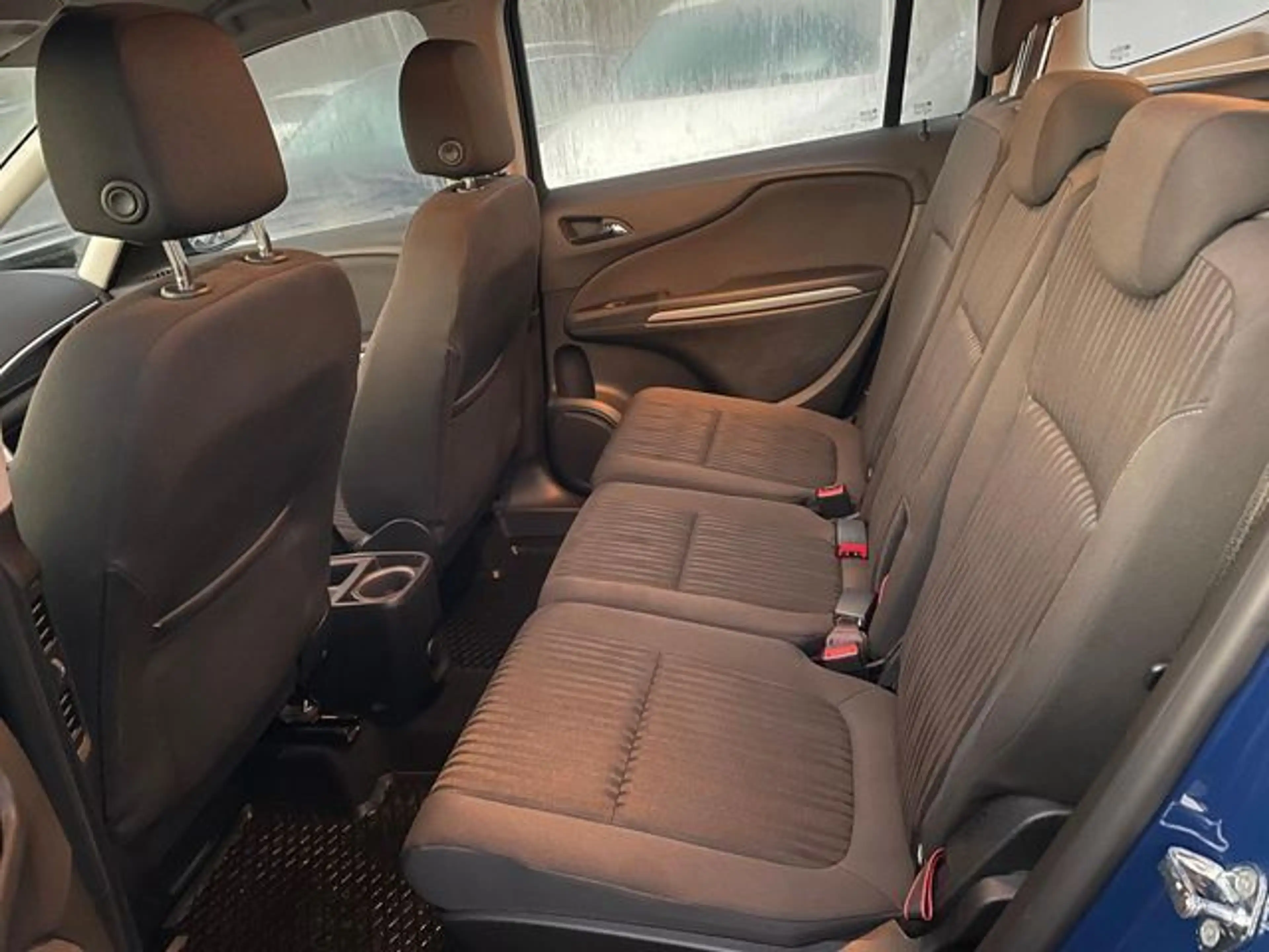 Opel Zafira Tourer Edition 1.6 CDTI — photo 10