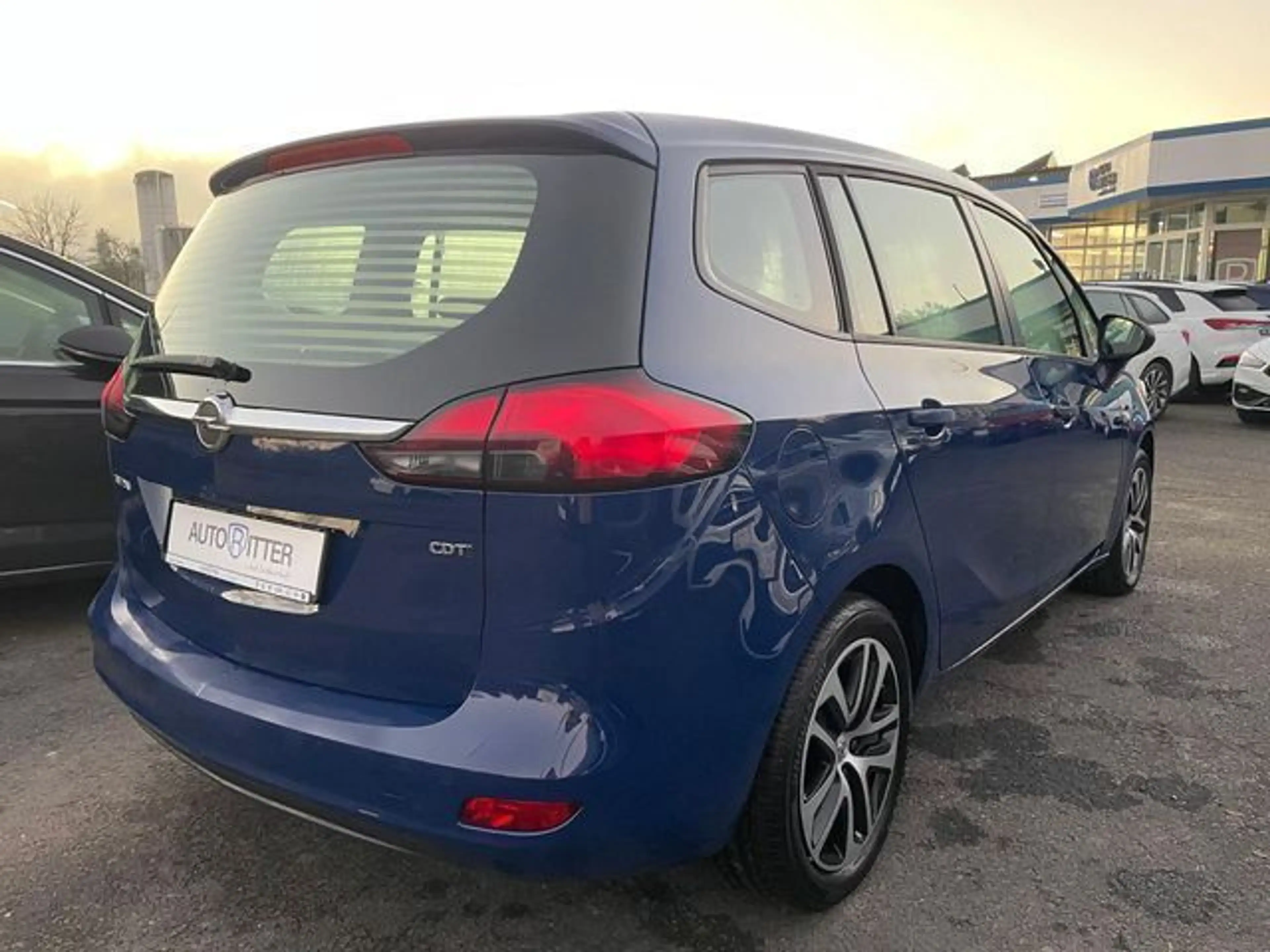 Opel Zafira Tourer Edition 1.6 CDTI — photo 6