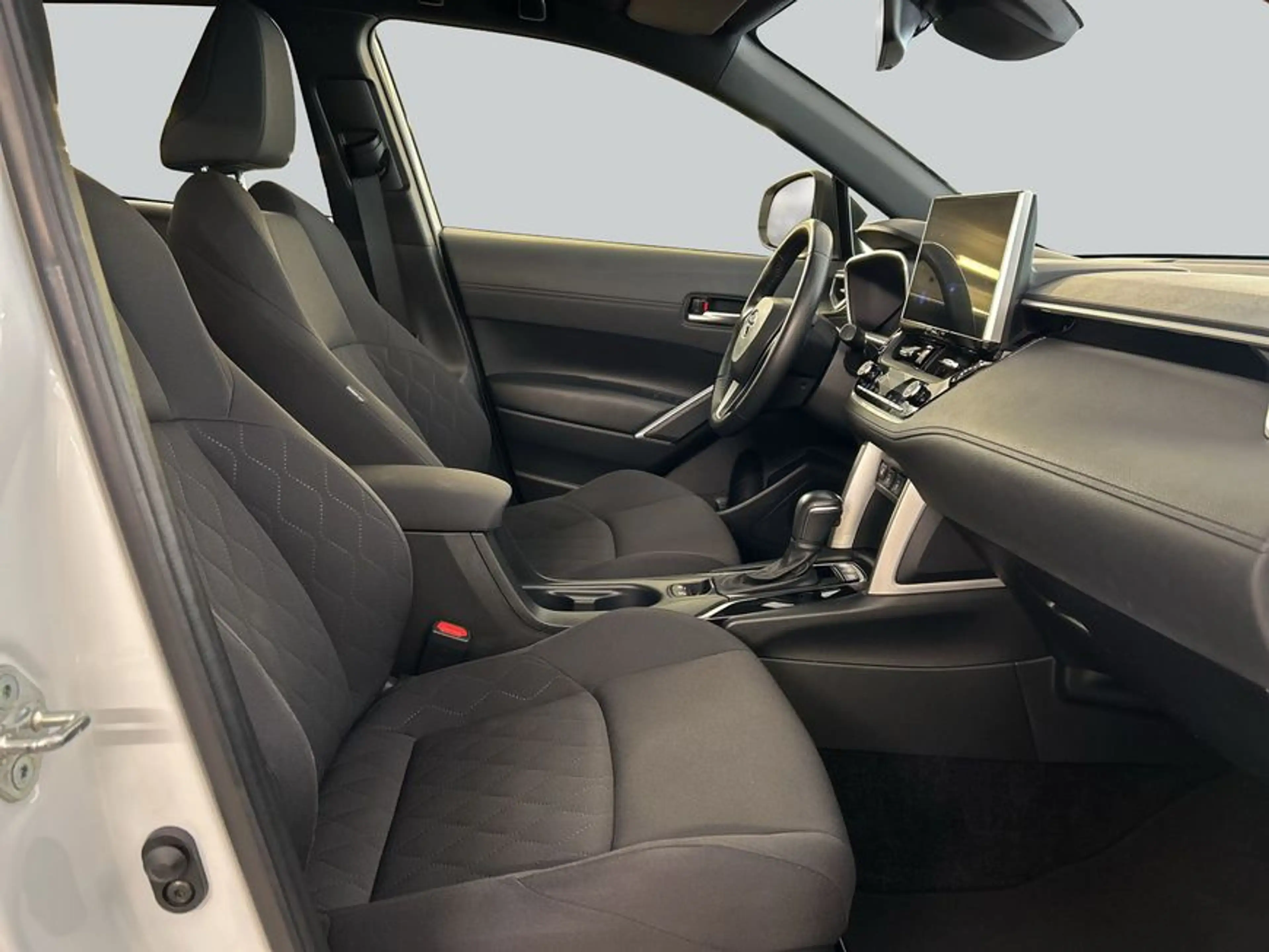 Toyota Corolla Cross Hybrid 2.0 Team D — photo 12