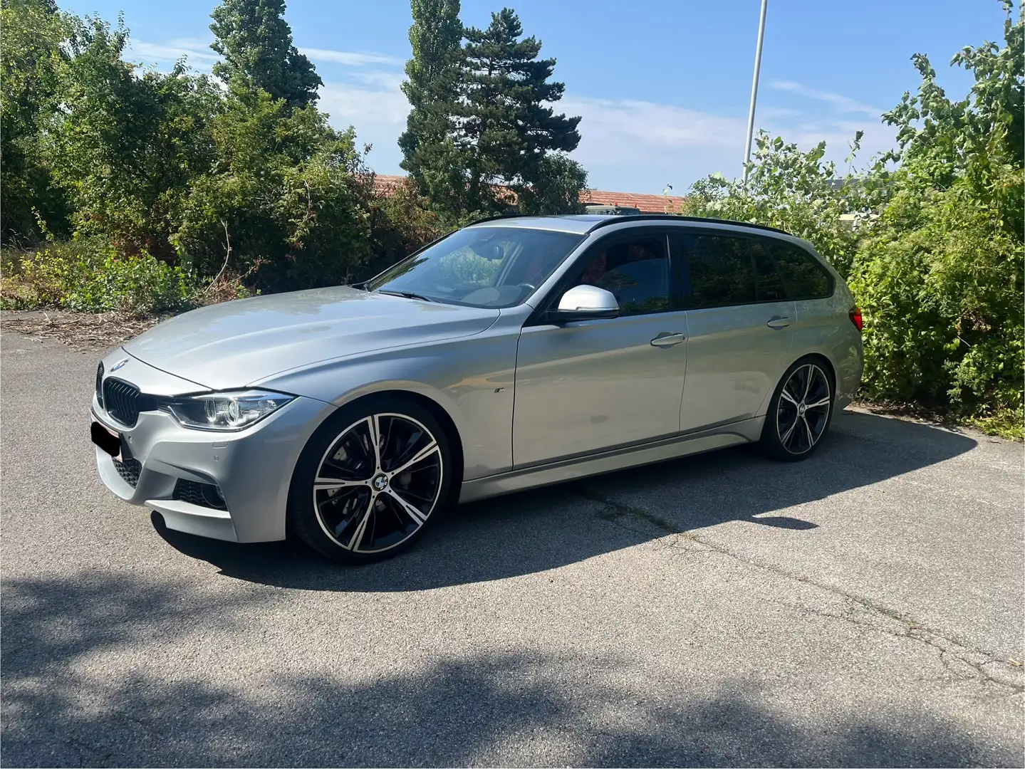 BMW 330 330xd M Paket Silber - 1