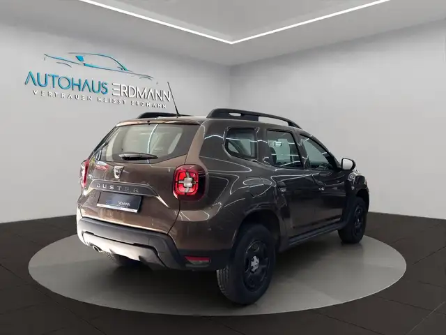 Dacia Duster view 4