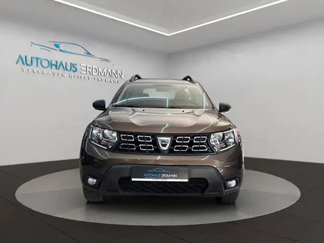 Dacia Duster view 6