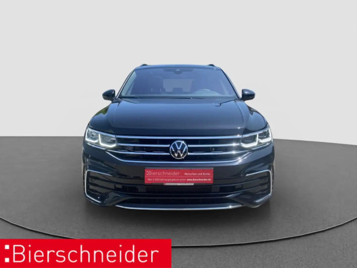 Volkswagen Tiguan 2.0 TDI DSG 4Mo R-Line AHK PANO STAND 20 Schwarz - 2