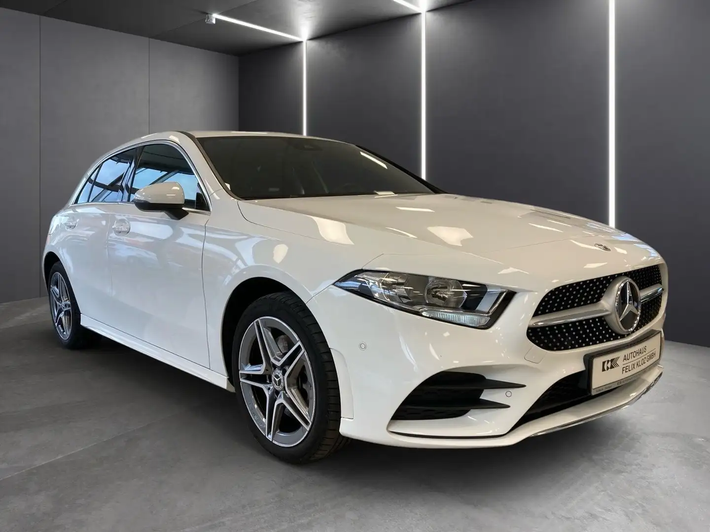 Mercedes-Benz A 250 e AMG*LED*CarPlay*MBUX-HighEnd*Parktronic* Blanco - 2