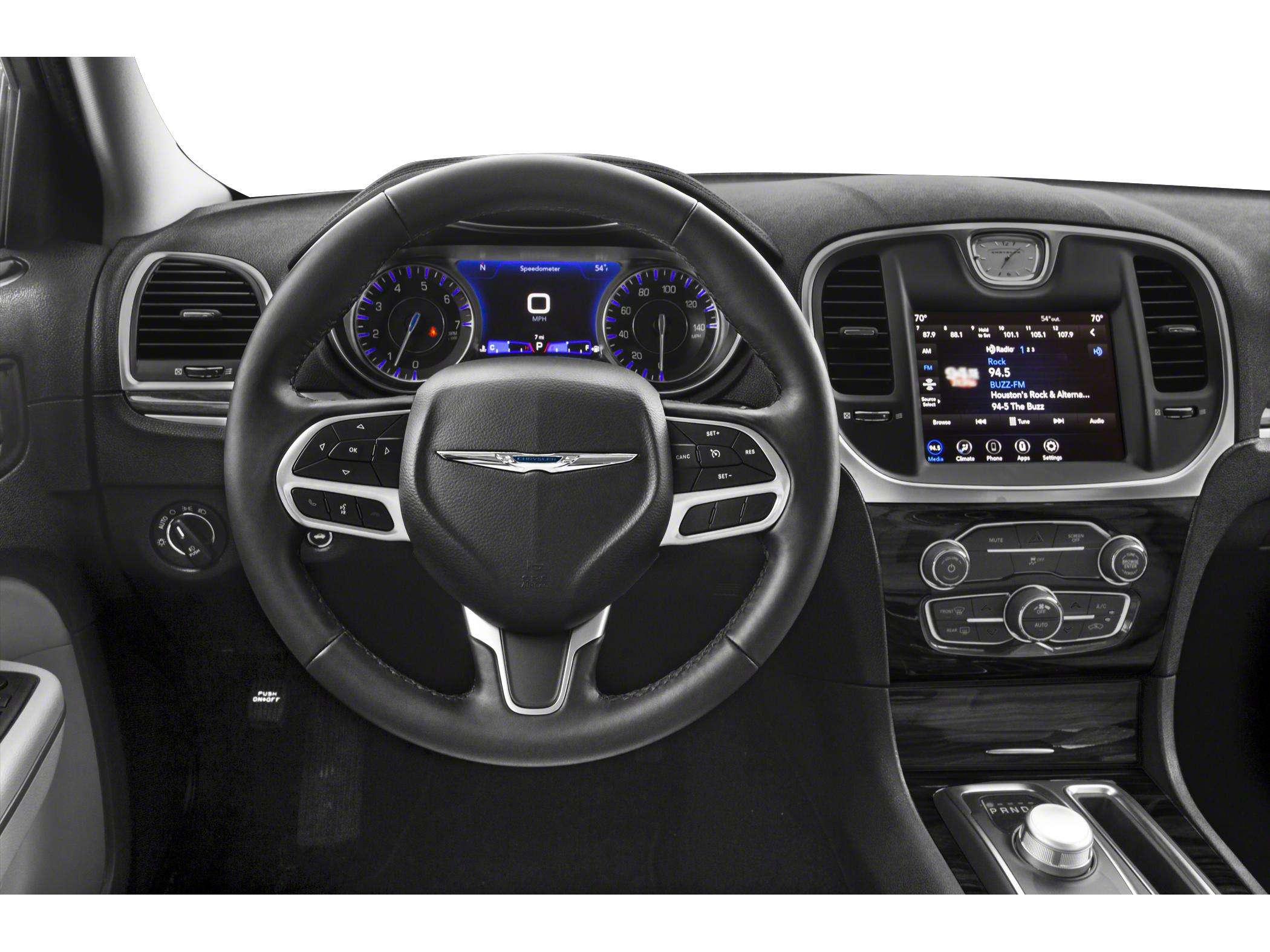 2023 Chrysler 300 $445 B/W Heated Seats/Wheel  Pano A/C — снимка 1