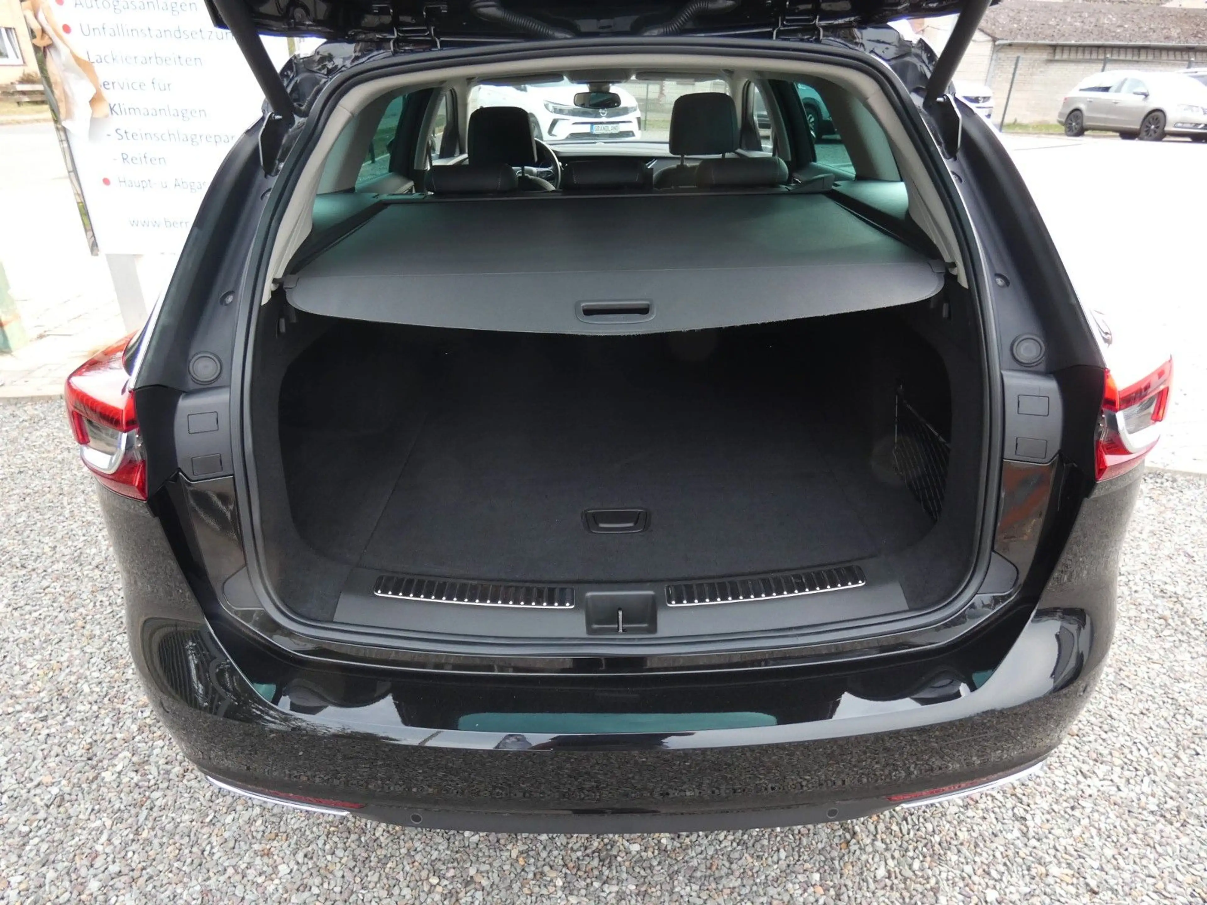 Opel Insignia 2.0 D SHZ Navi LED-MA Leder Massage AGR — photo 6