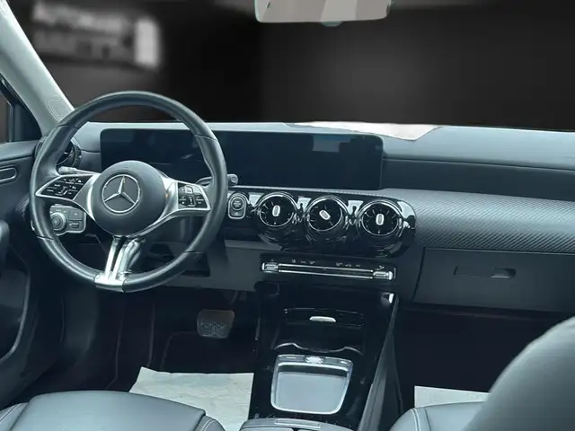 Mercedes-Benz A-Class view 13