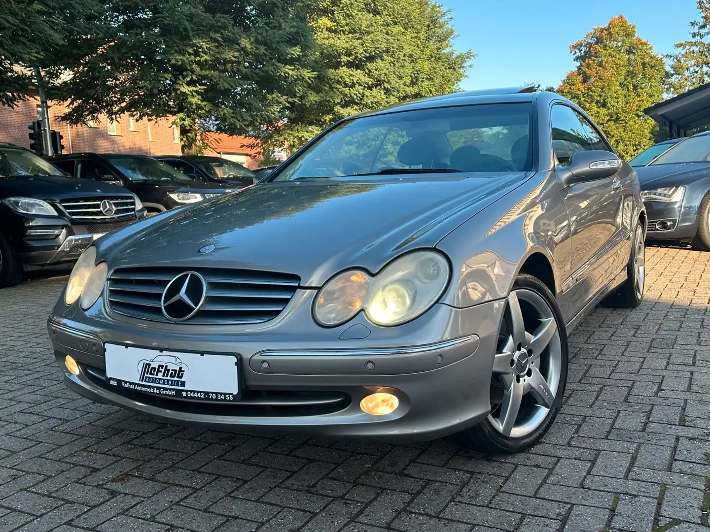 Mercedes-Benz CLK 320 Coupe 320 Срібний - 1