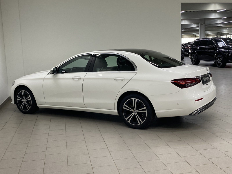 Mercedes-Benz E 400 d 4M AVANTGARDE+DISTR+PANO+AHK+360°+LED — photo 2