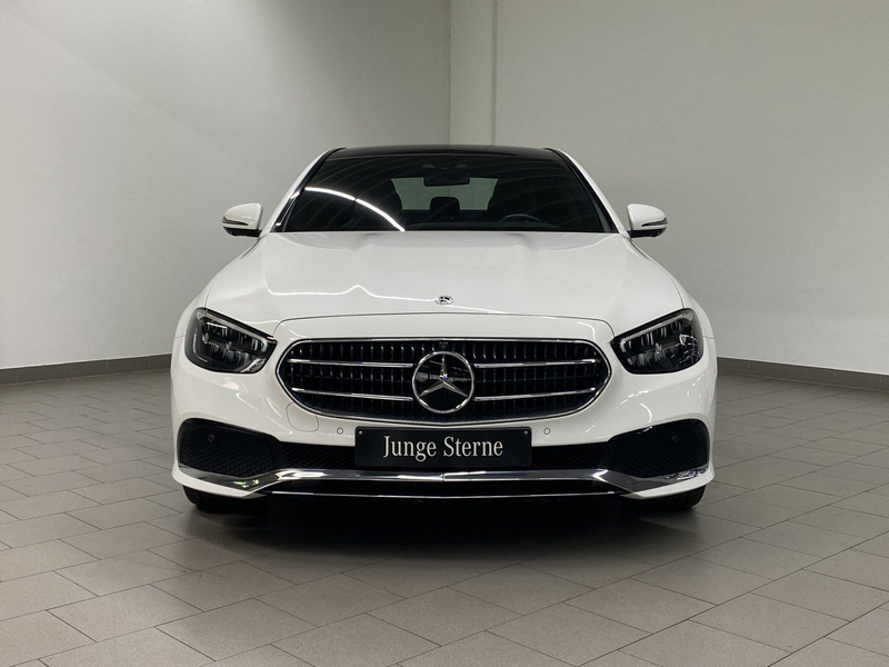 Mercedes-Benz E 400 d 4M AVANTGARDE+DISTR+PANO+AHK+360°+LED — photo 3