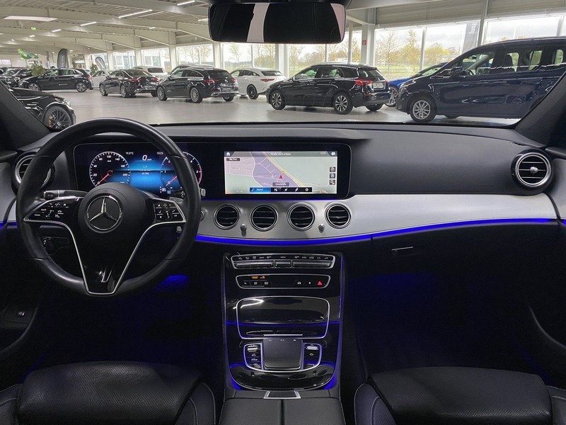 Mercedes-Benz E 400 d 4M AVANTGARDE+DISTR+PANO+AHK+360°+LED — photo 7