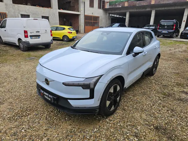 Volvo EX30 Single Motor Extended Range Plus rwd