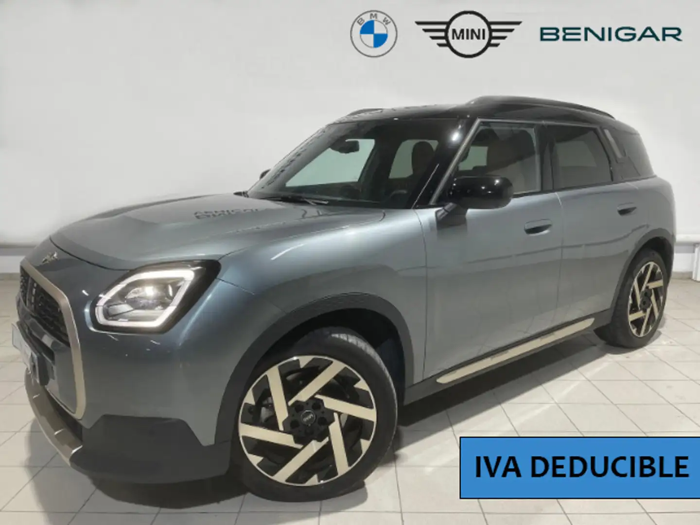 MINI One Countryman C Essential Verde - 1