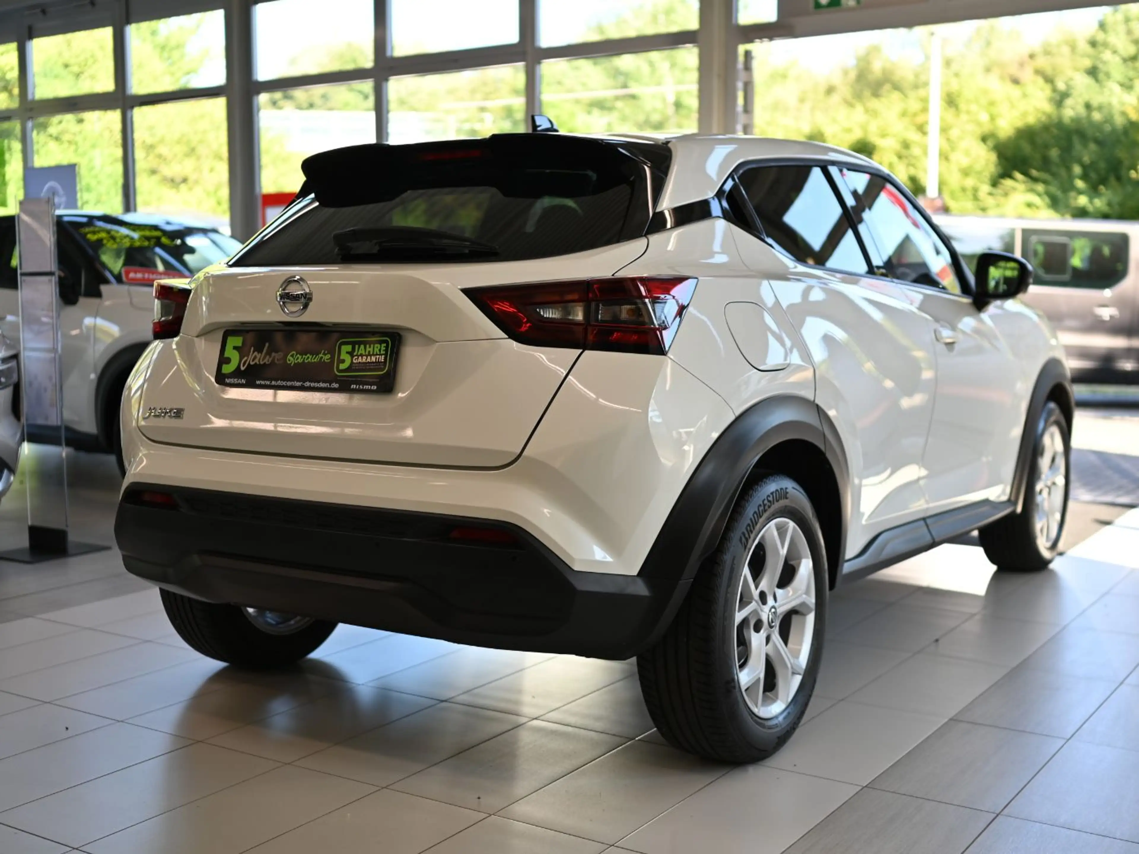 Nissan Juke 1.0 DIG-T ) N-Connecta LED+Navi+Kam.+KlimaA — photo 9