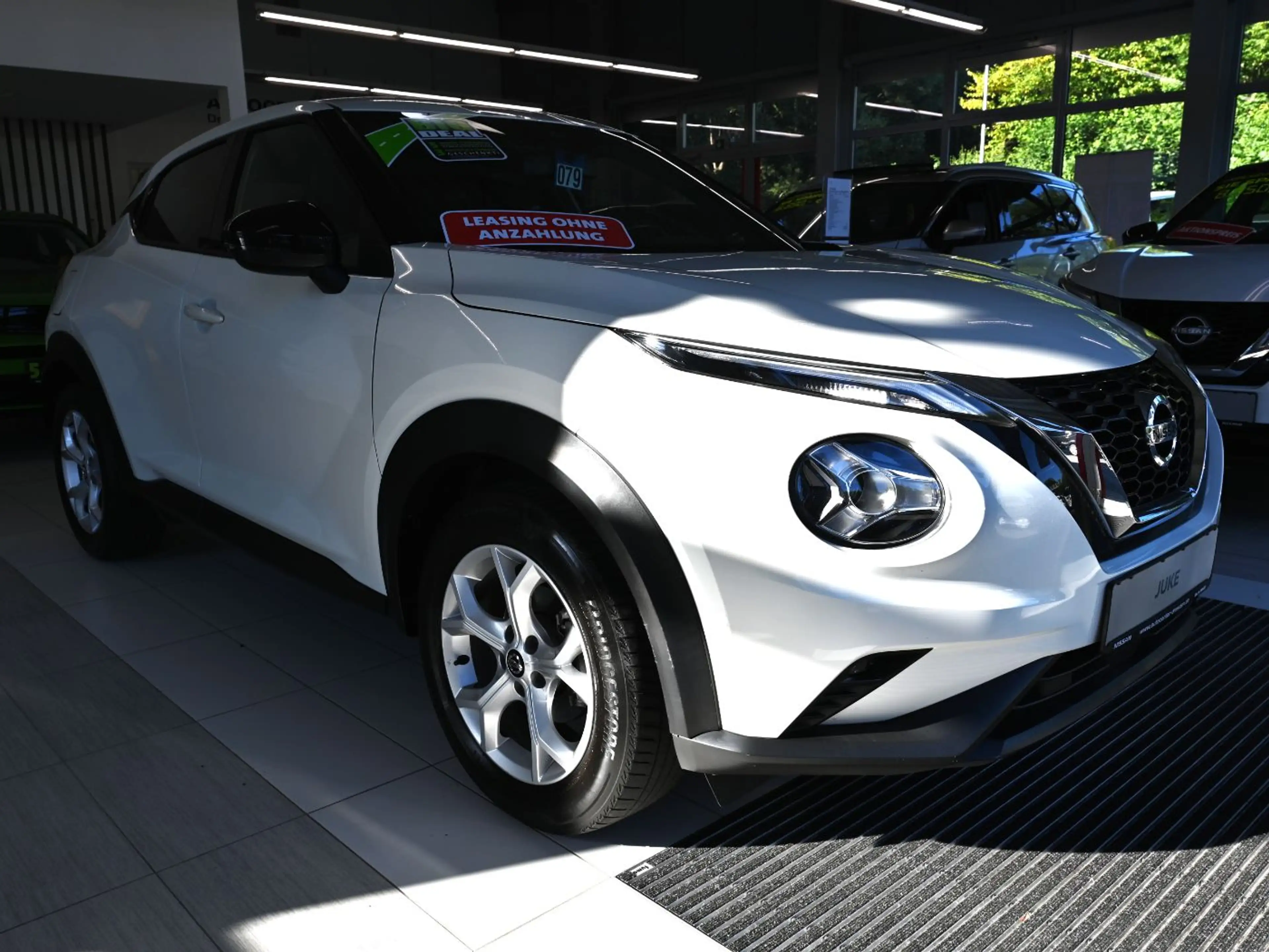 Nissan Juke 1.0 DIG-T ) N-Connecta LED+Navi+Kam.+KlimaA — photo 7