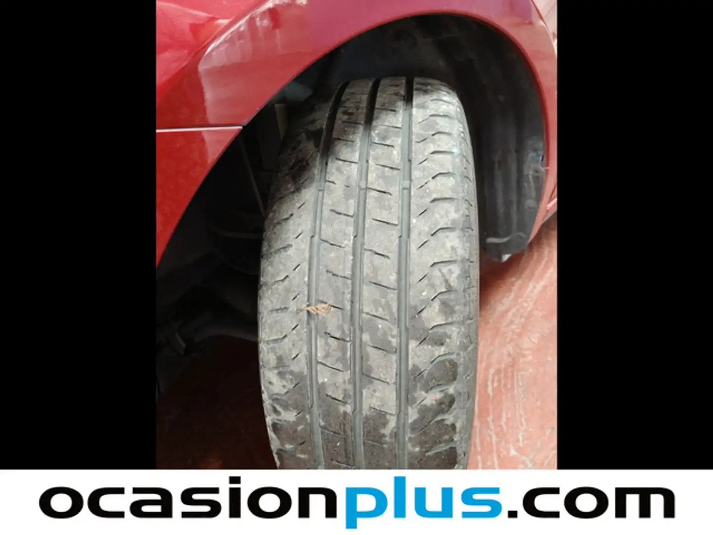 Mercedes-Benz V 250d Marco Polo Rojo - 2