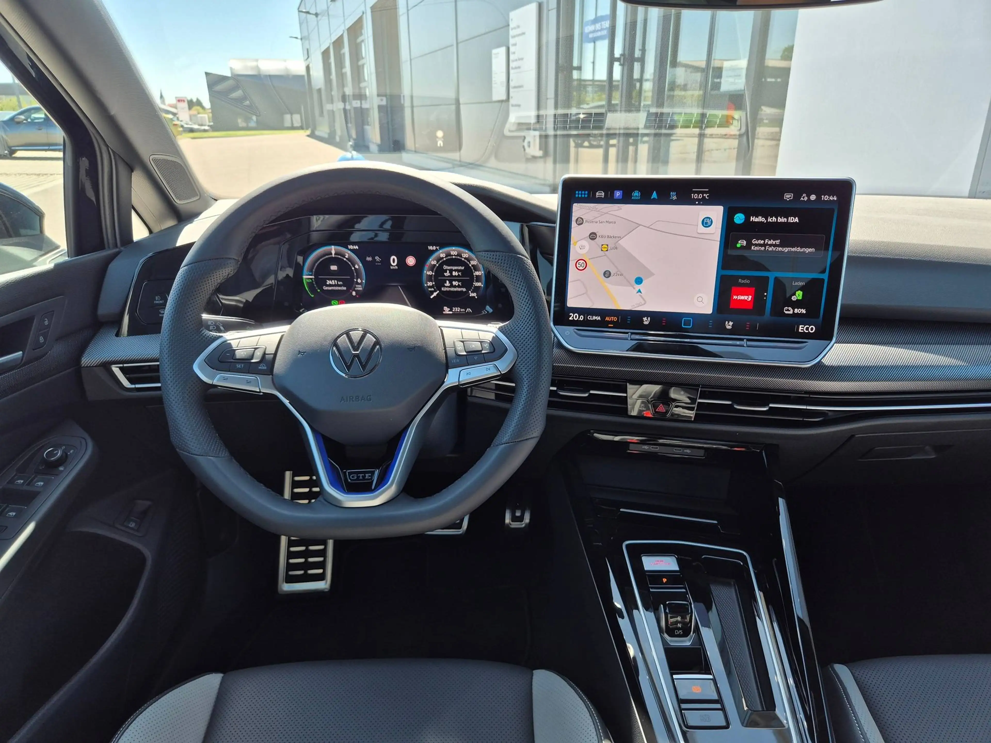 Volkswagen Golf GTE 1.5 TSI eHybrid 272 PS DSG VOLL/AHK/ASG2030/LEDER — photo 12