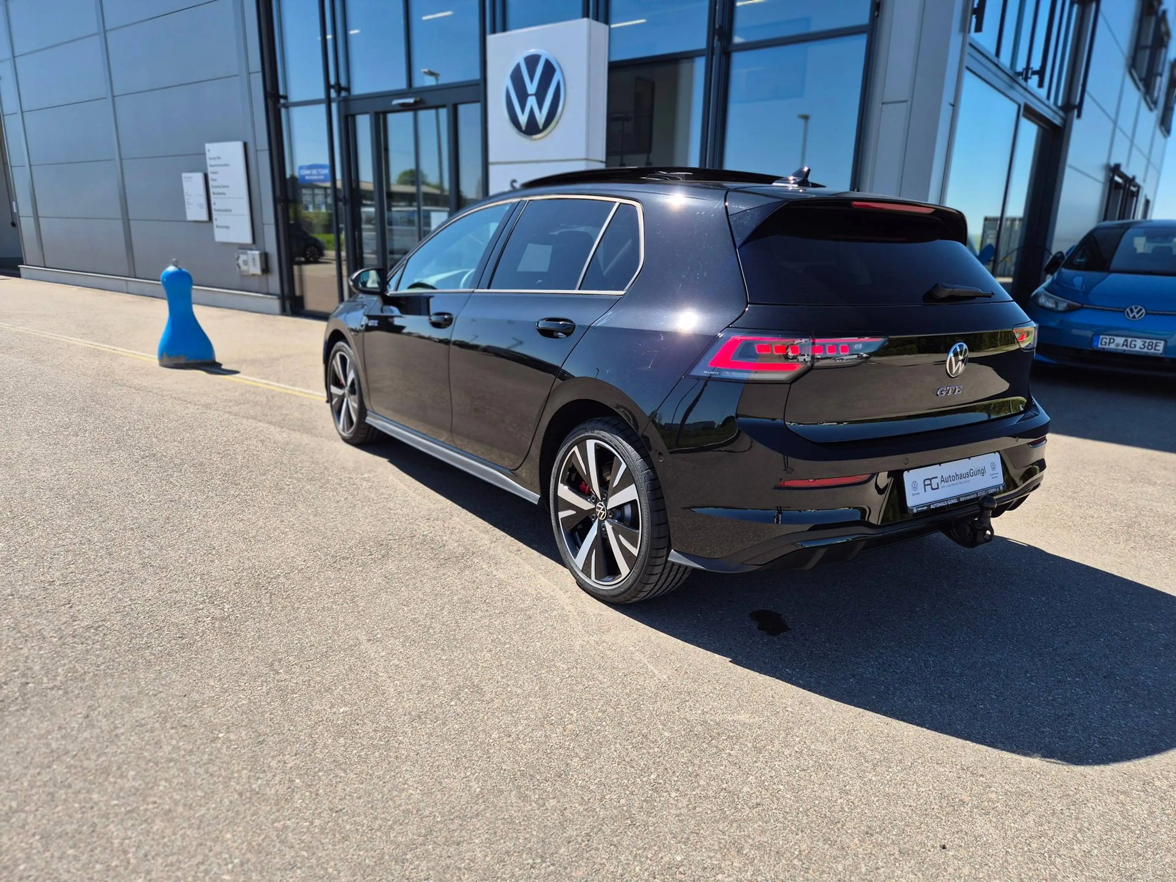 Volkswagen Golf GTE 1.5 TSI eHybrid 272 PS DSG VOLL/AHK/ASG2030/LEDER — photo 7